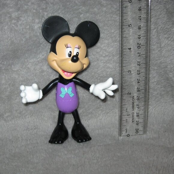 Disney Dress Up Minnie Mouse Snap N Style Huge Lot 2408A0 - Picture 2 of 11